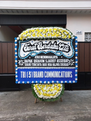 Papan Bunga Duka di Labuhan Labo